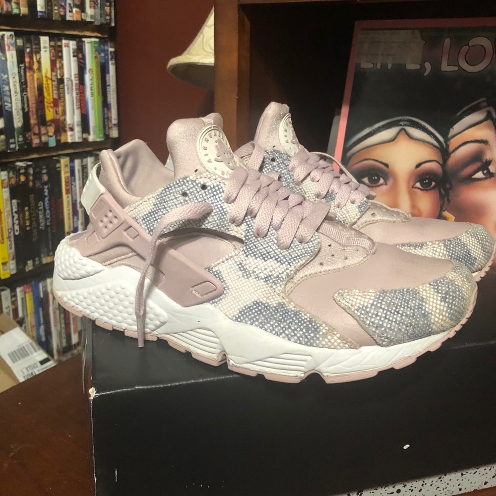 Nike huarache plum